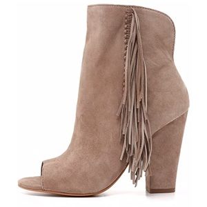 Dolce Vita Mazarine fringe booties. Never worn.